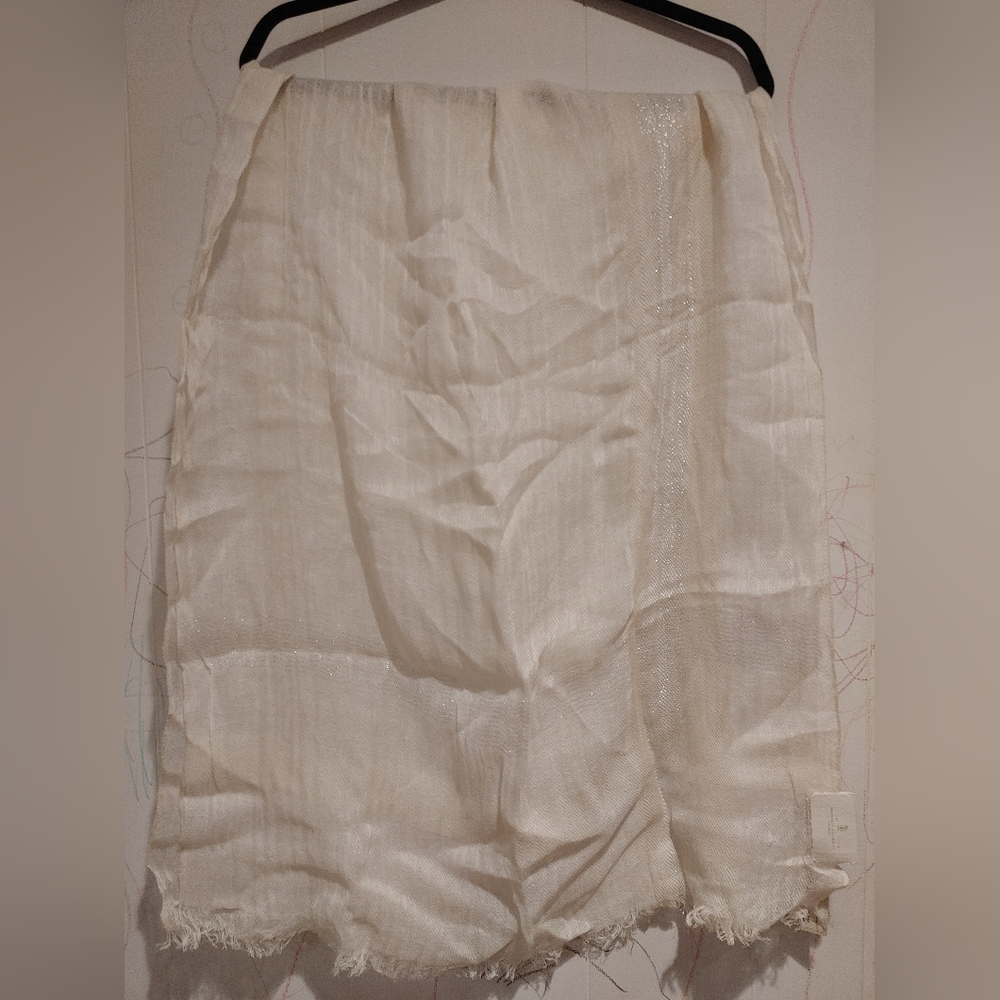 Brunello Cucinelli ivory linen cashmere silk blend shawl